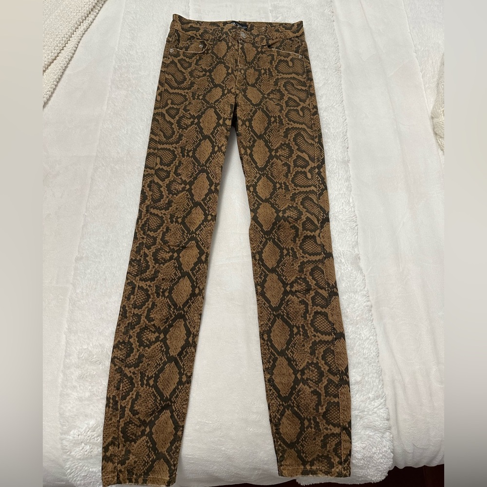 Zara Lizard print skinny pants